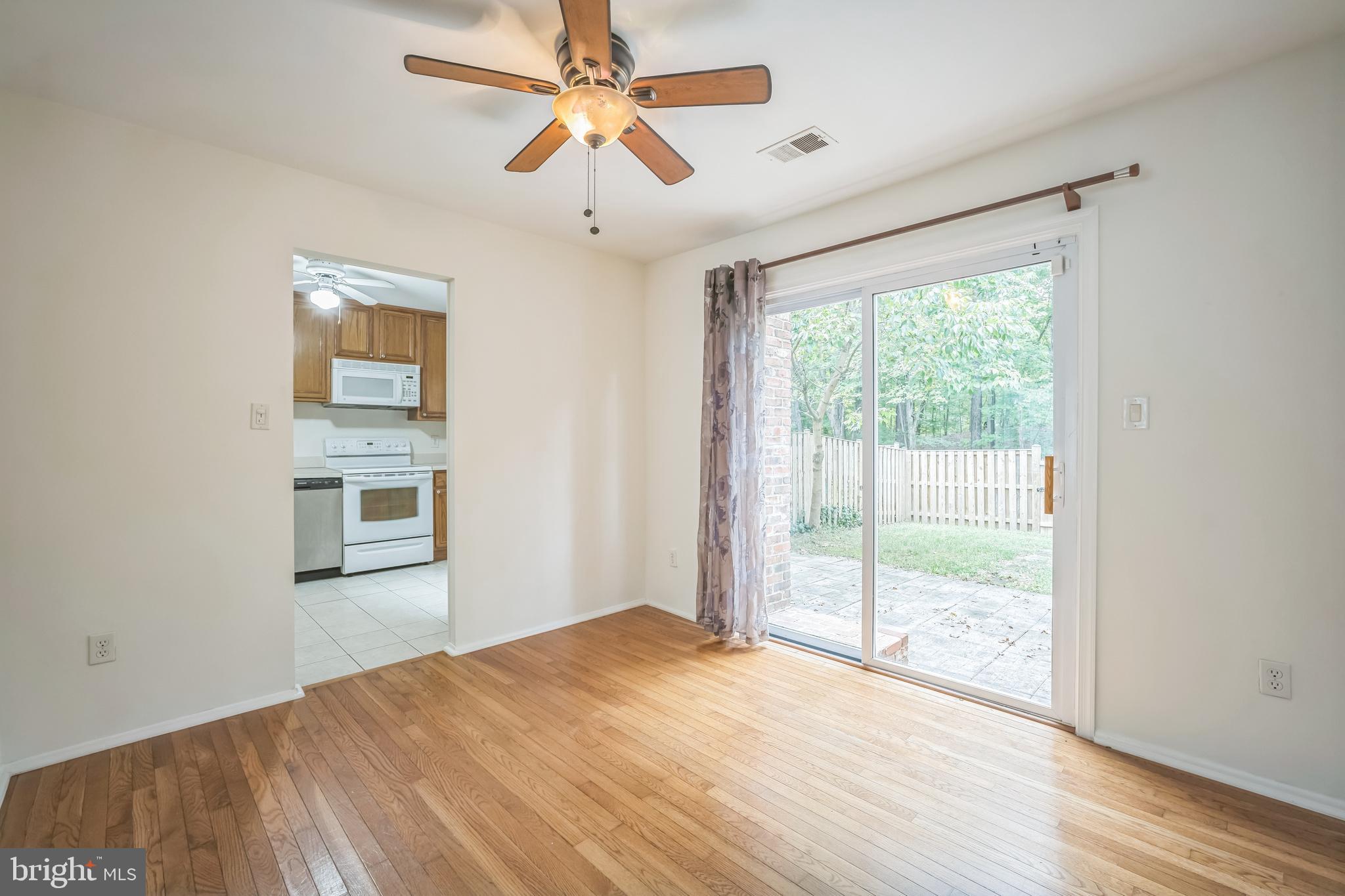 NEWINGTON STATION - Residential