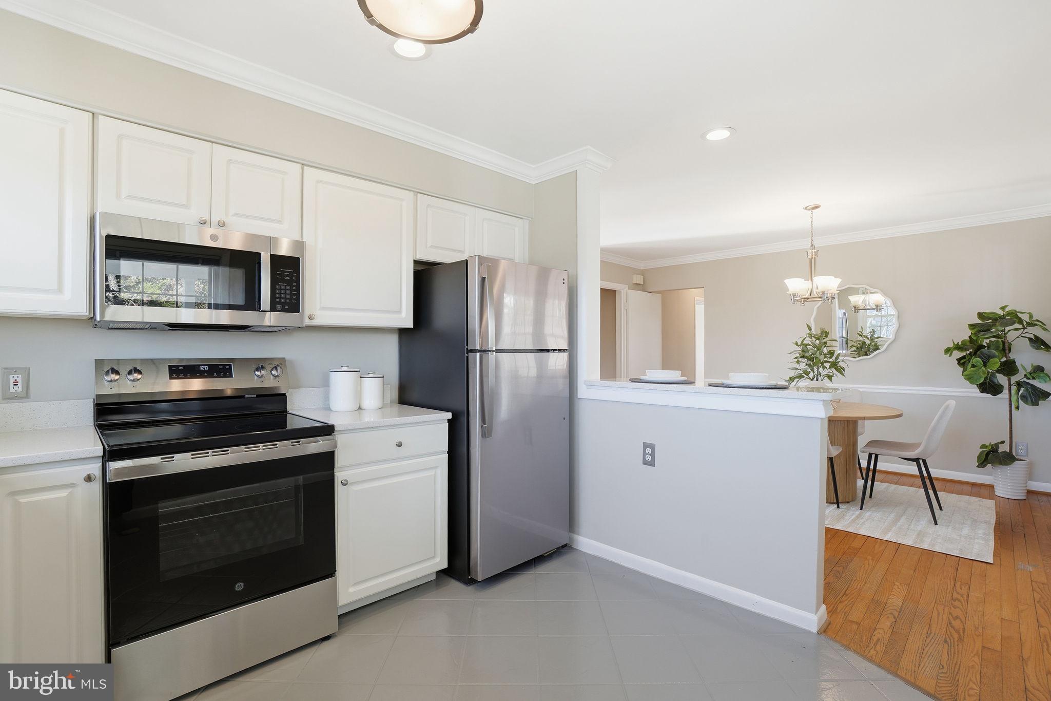 1808 N JOHNSON STREET