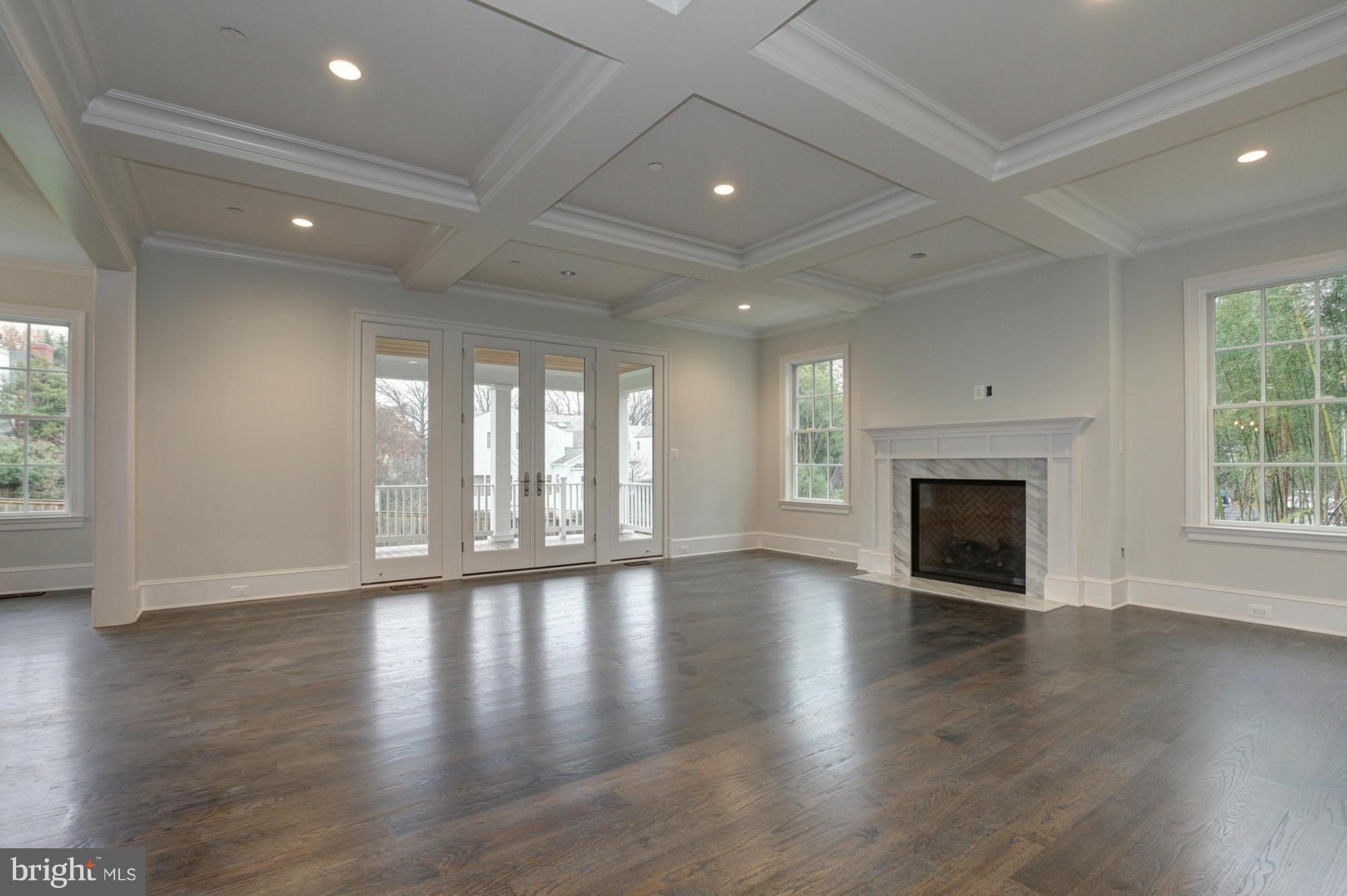 CHEVY CHASE - Residential