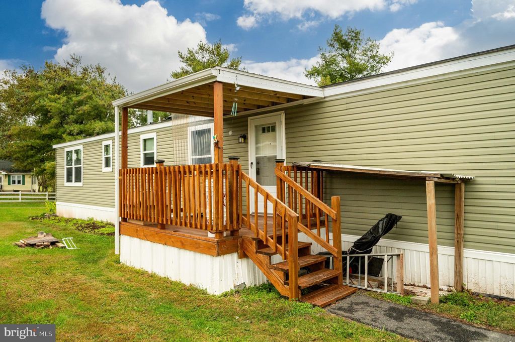 Photo of 312 Hampshire Avenue, READING, PA 19606 (MLS # PABK2064148)