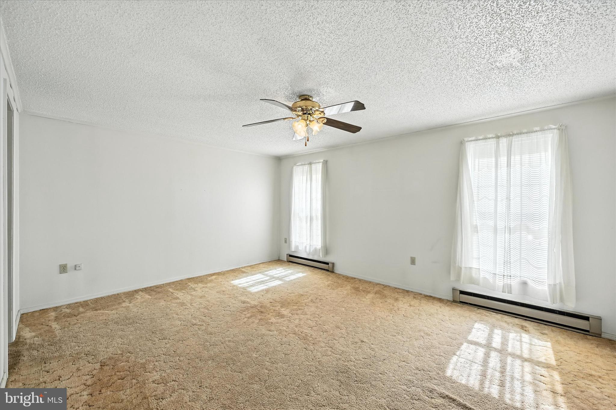 ROSSVILLE - Residential