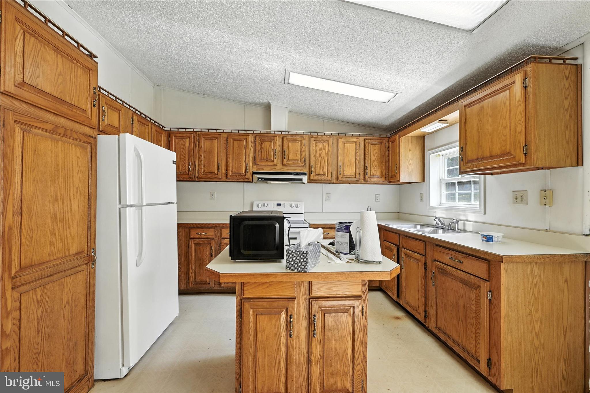 ROSSVILLE - Residential