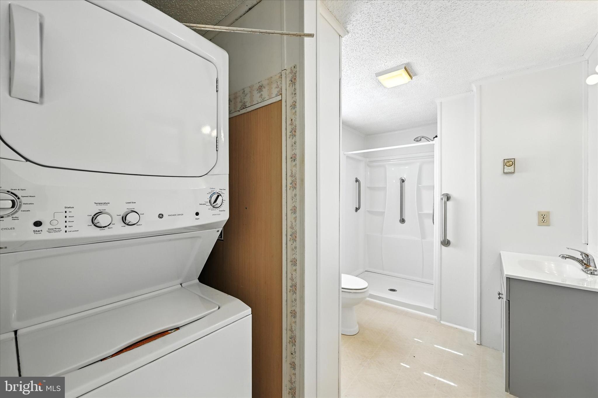 ROSSVILLE - Residential