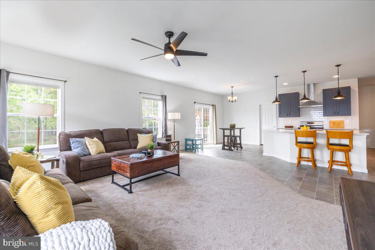 GLENWOOD CHASE - Residential