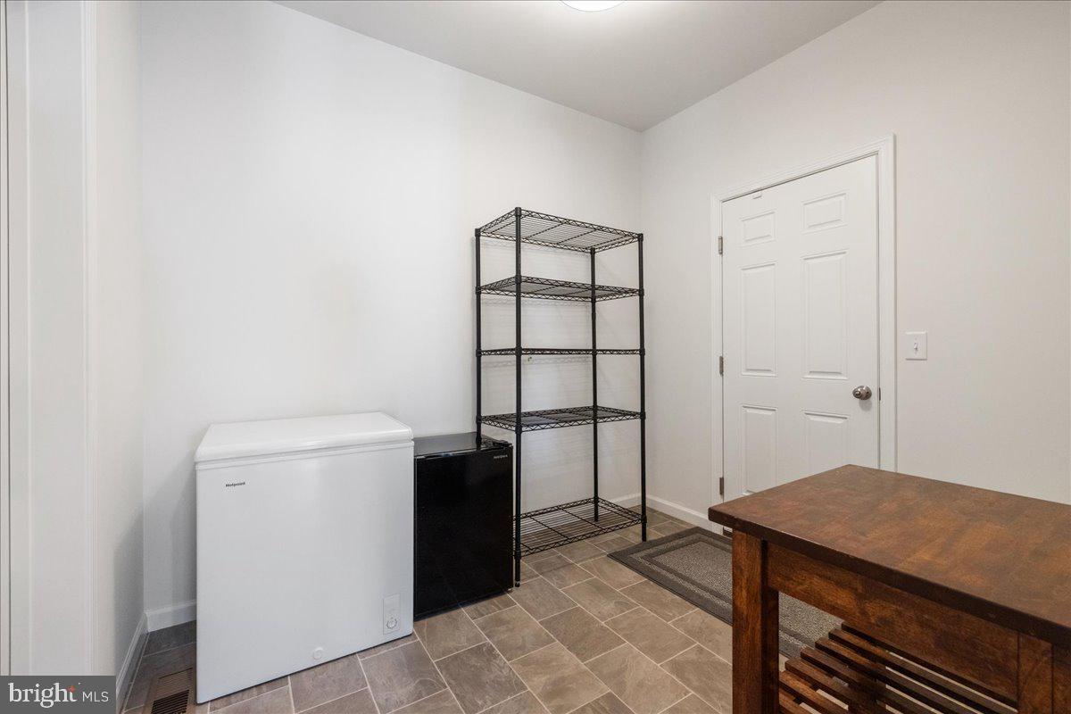 GLENWOOD CHASE - Residential