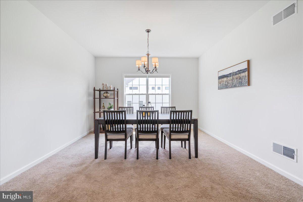 GLENWOOD CHASE - Residential
