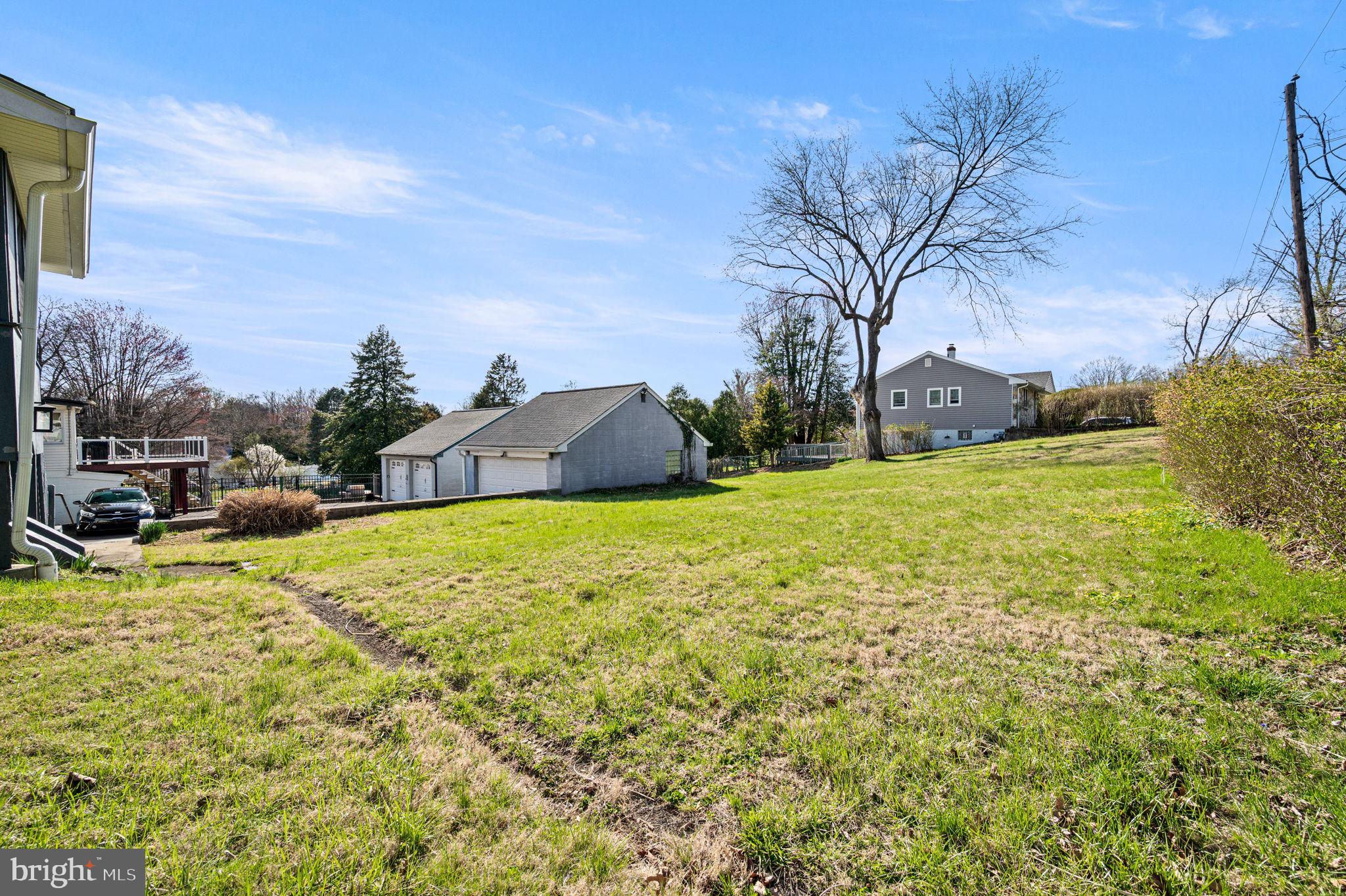 ELKINS PARK - Residential