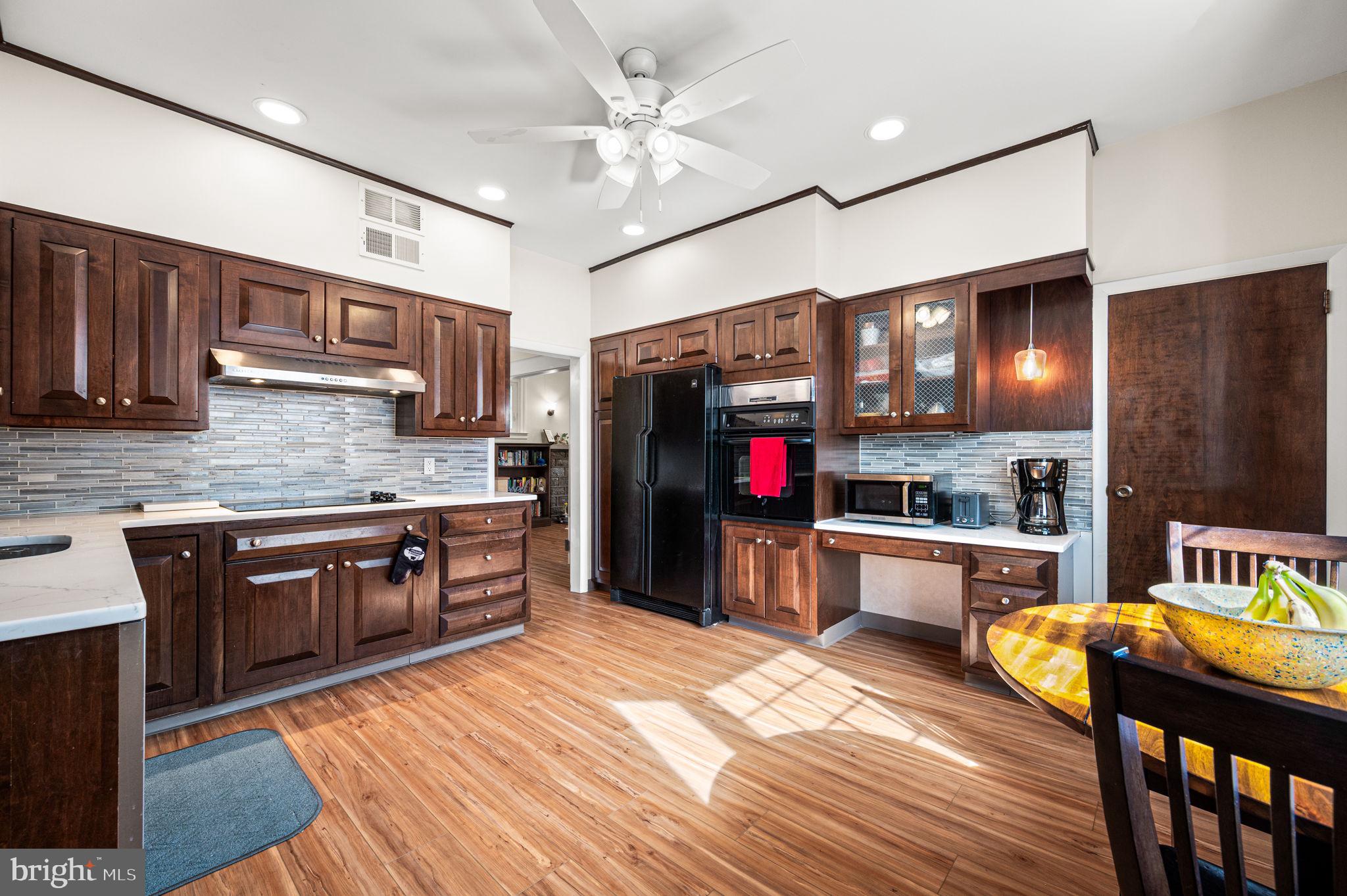 ELKINS PARK - Residential