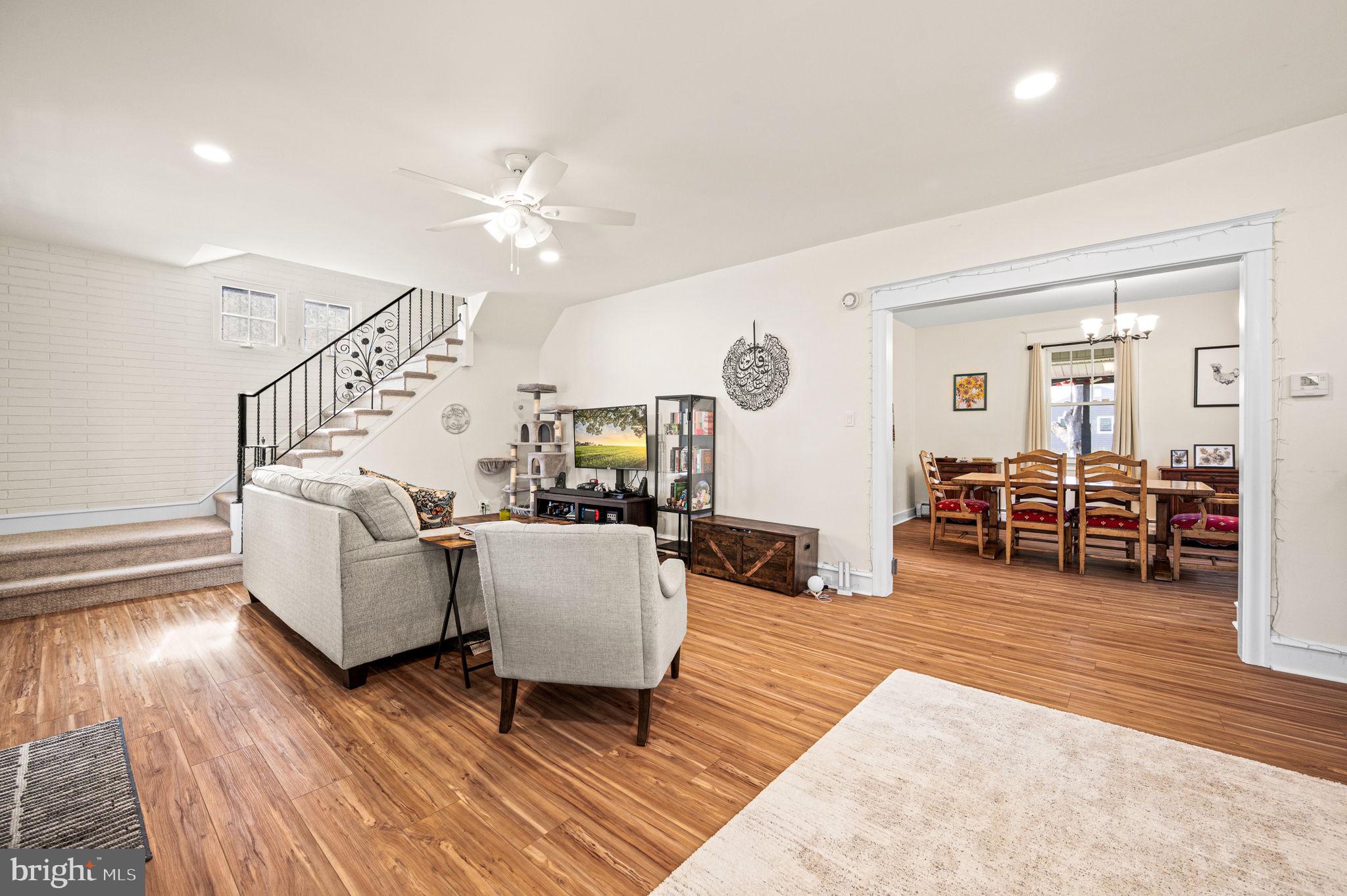 ELKINS PARK - Residential