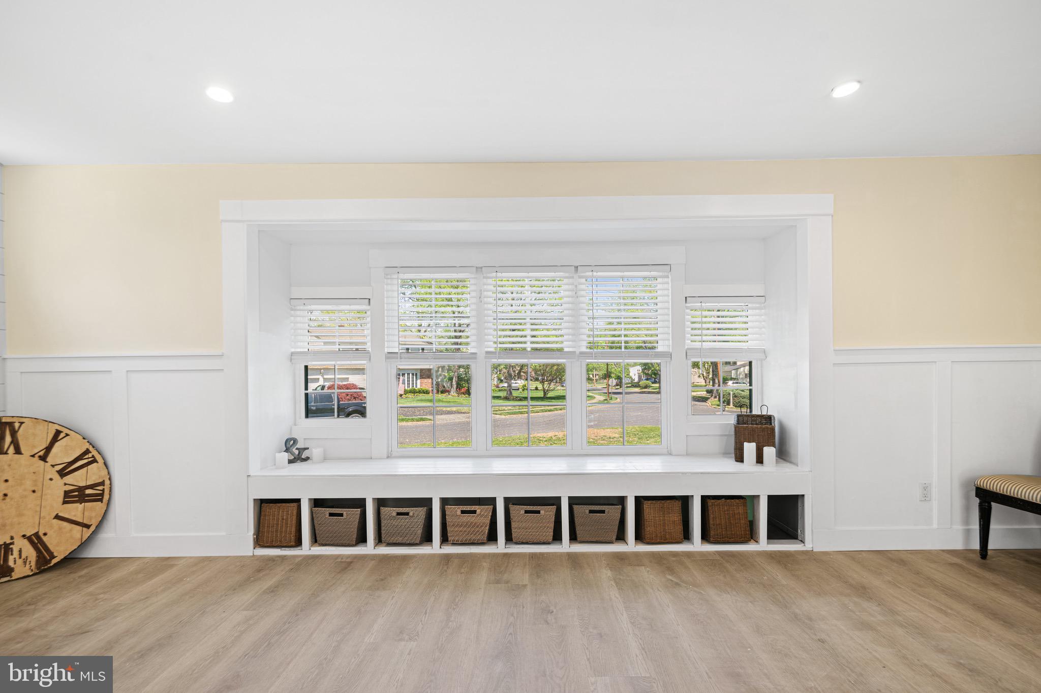 5 WINDING BROOK DRIVE