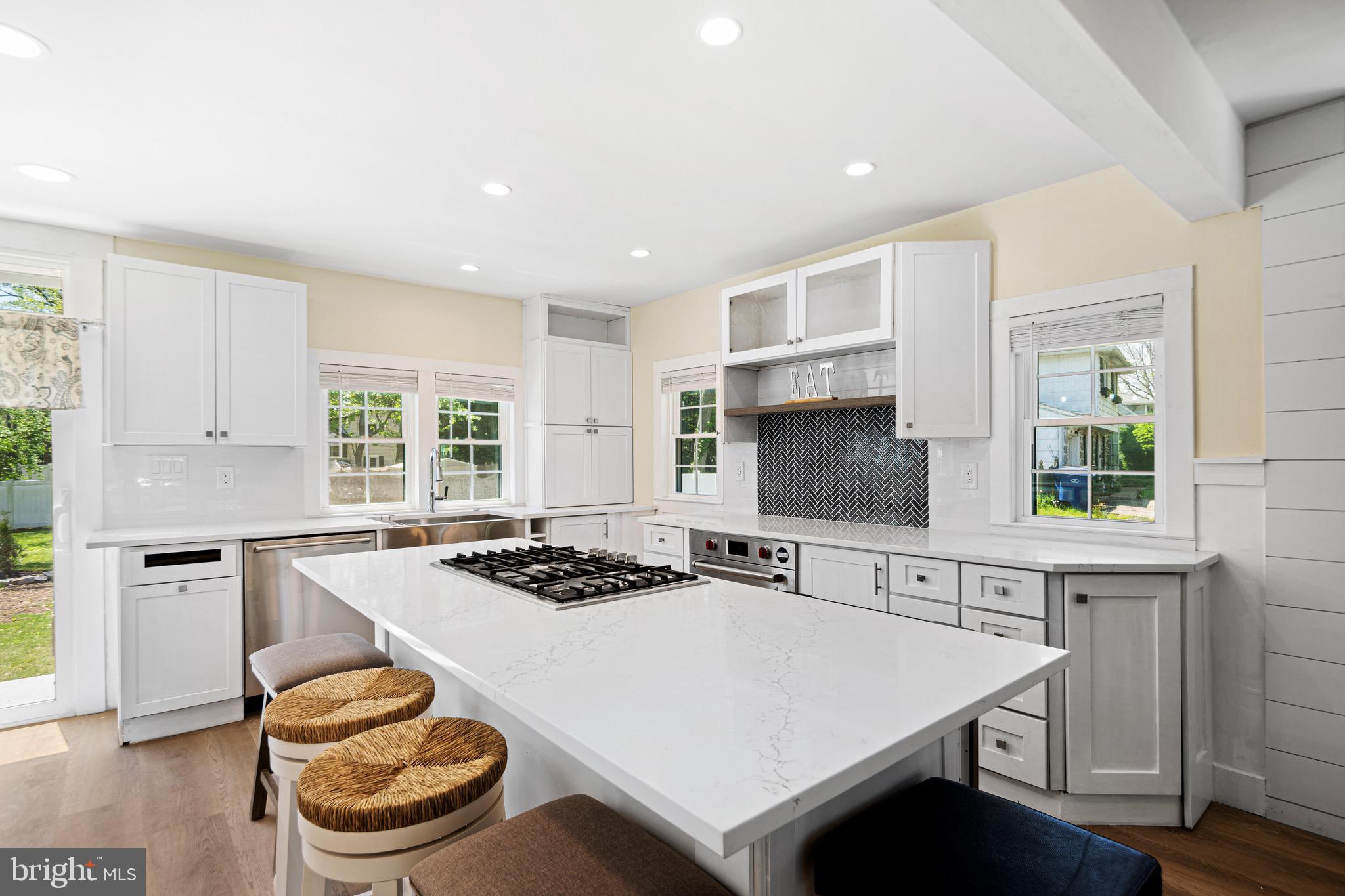 5 WINDING BROOK DRIVE