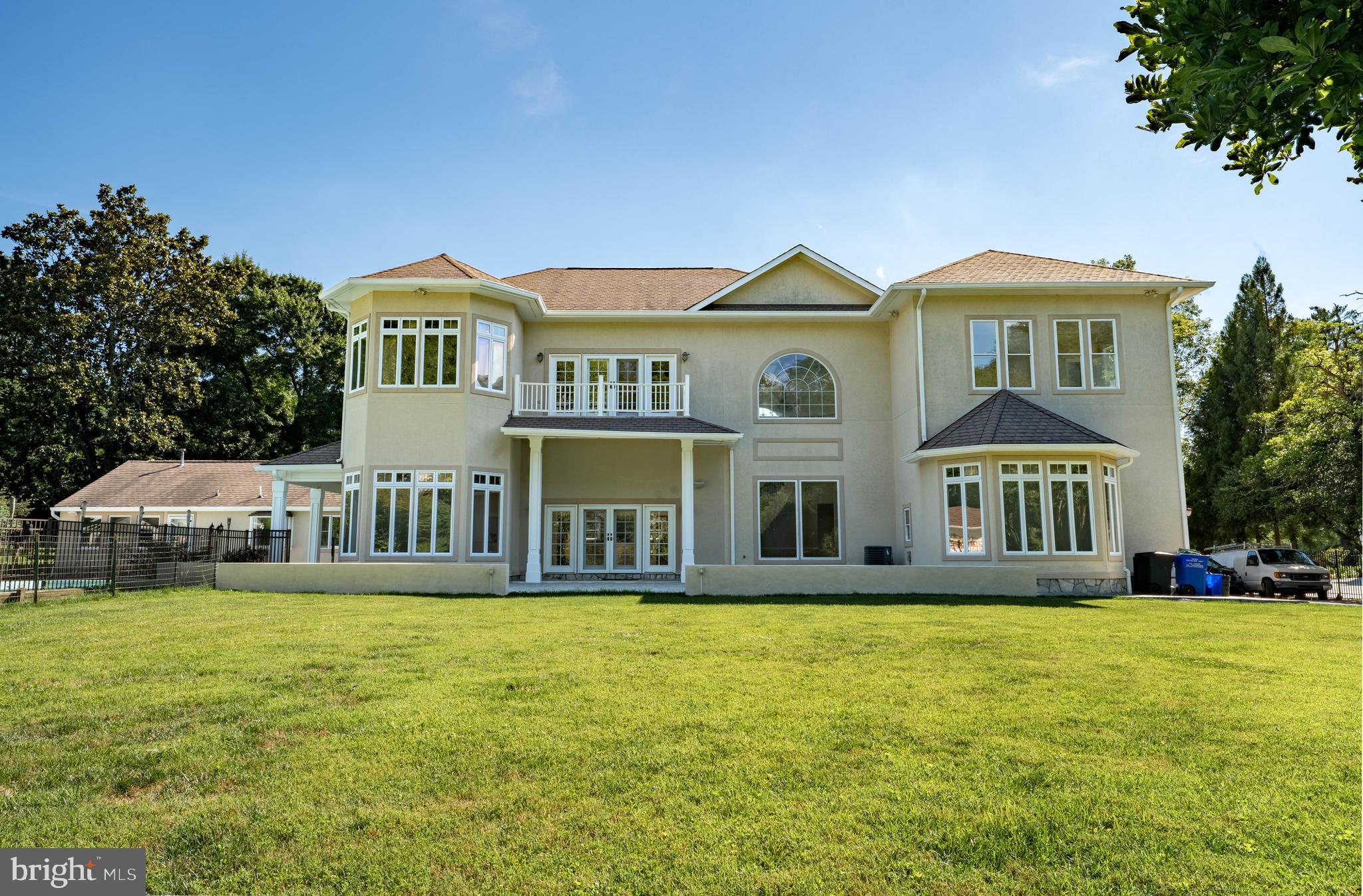 10805 GLEN ROAD
