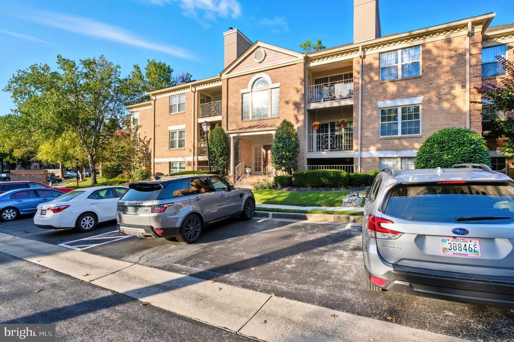 Photo of 14204 Dove Creek Way #206, SPARKS GLENCOE, MD 21152 (MLS # MDBC2141112)
