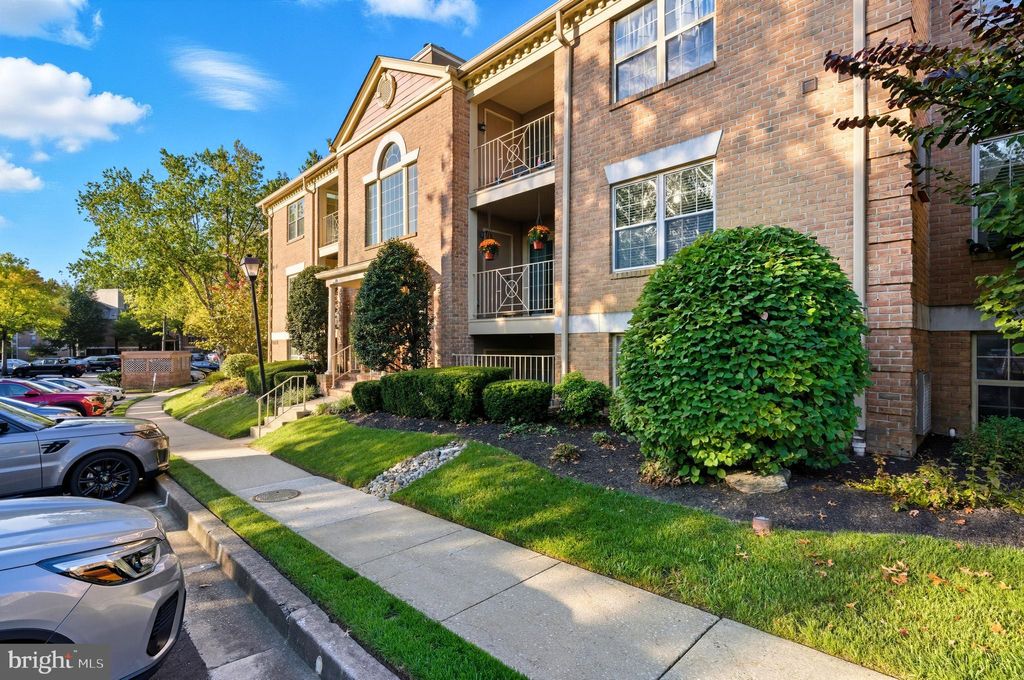Photo of 14204 Dove Creek Way #206, SPARKS GLENCOE, MD 21152 (MLS # MDBC2141112)