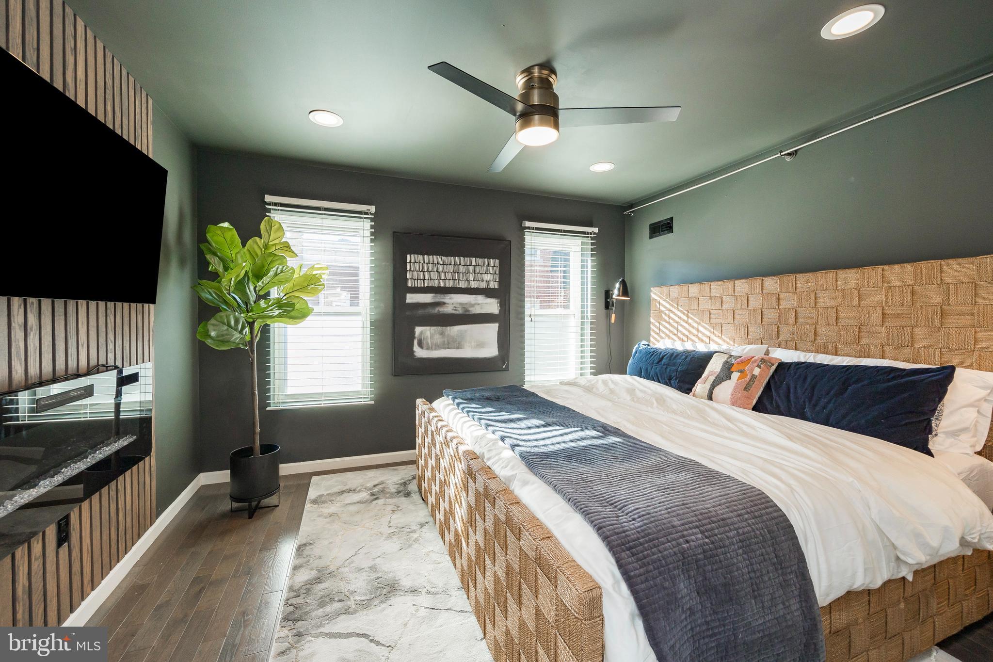 FAIRMOUNT - Residential