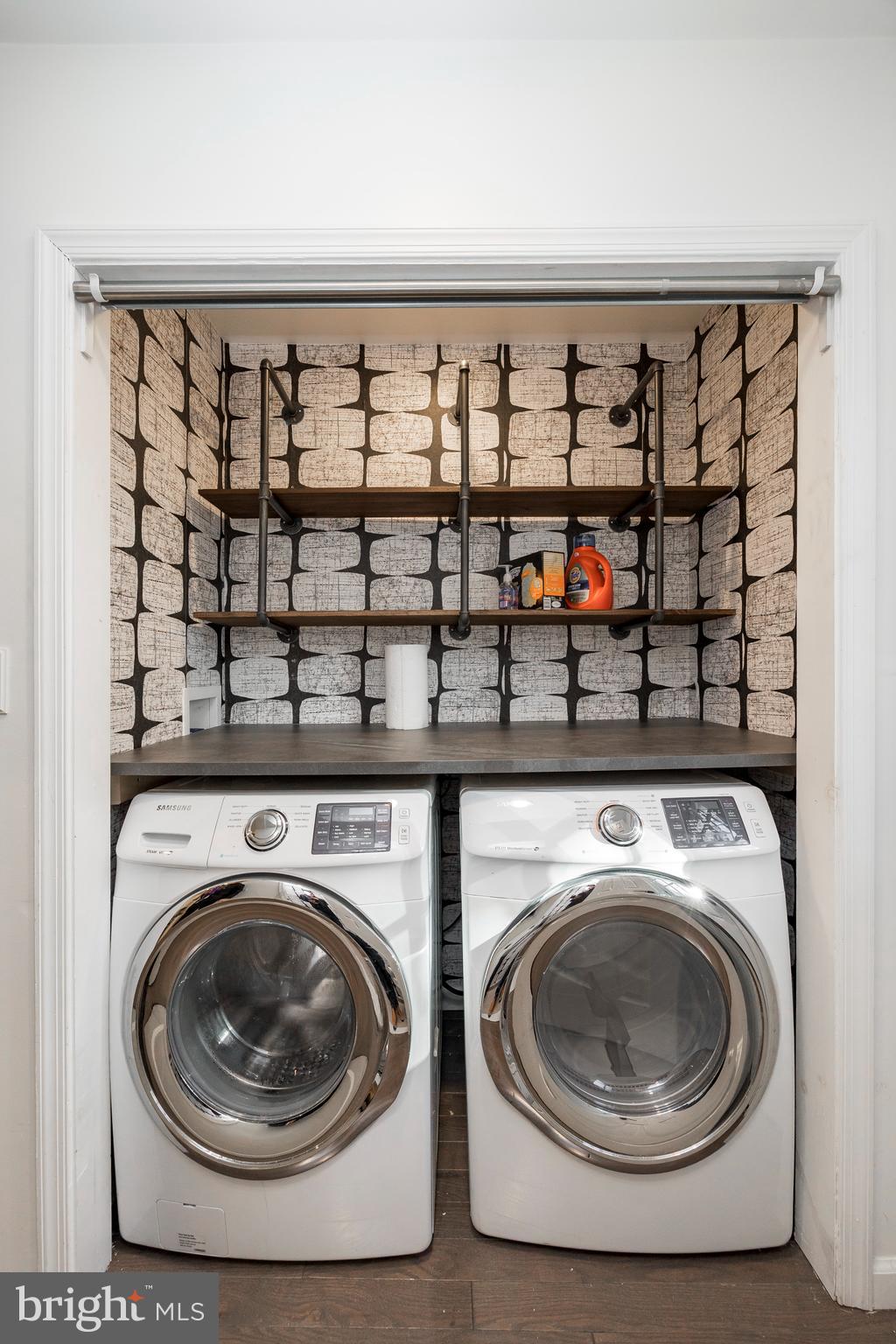 FAIRMOUNT - Residential