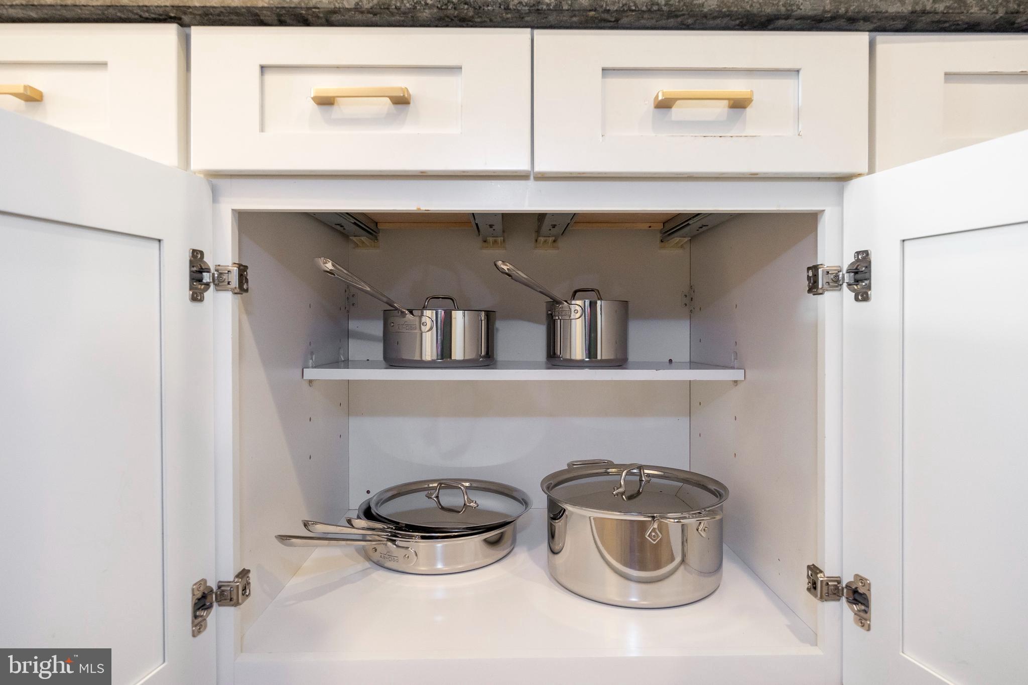 FAIRMOUNT - Residential