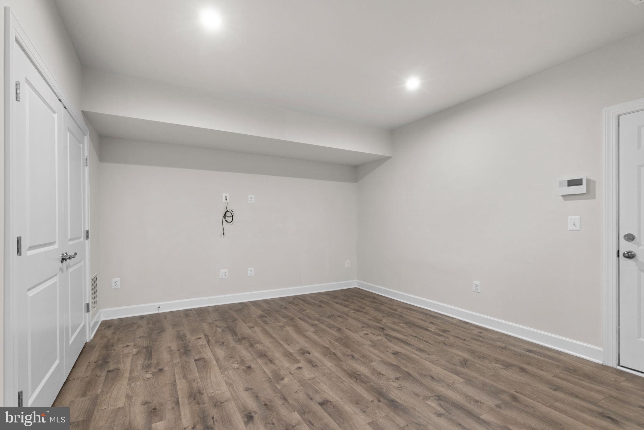 LANDING AT CENTRAL PARK - Residential