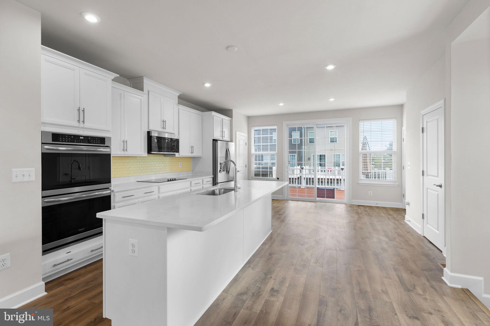 LANDING AT CENTRAL PARK - Residential