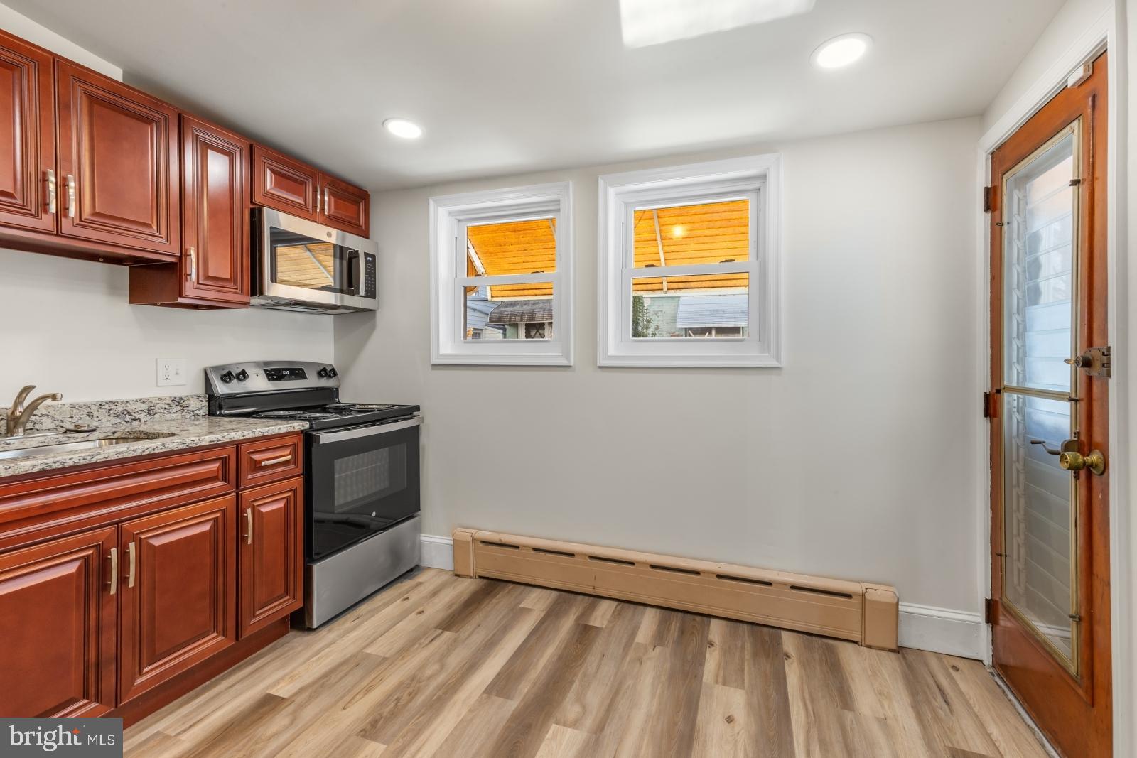 OLDE RICHMOND - Residential Lease