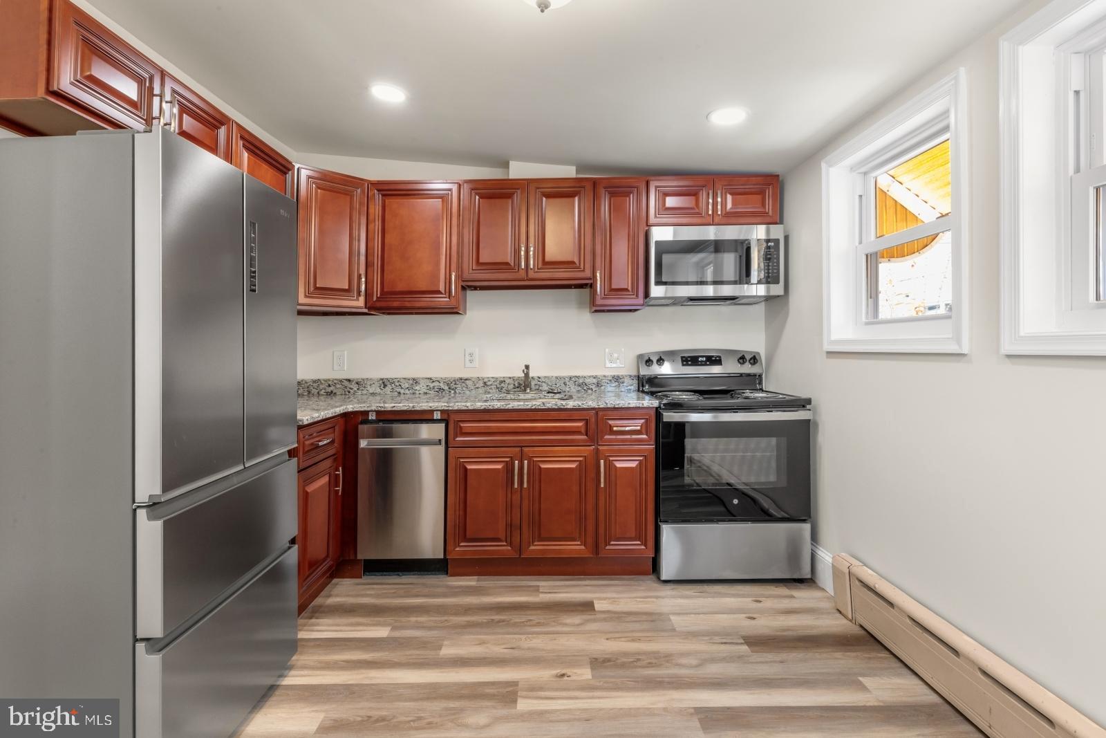 OLDE RICHMOND - Residential Lease