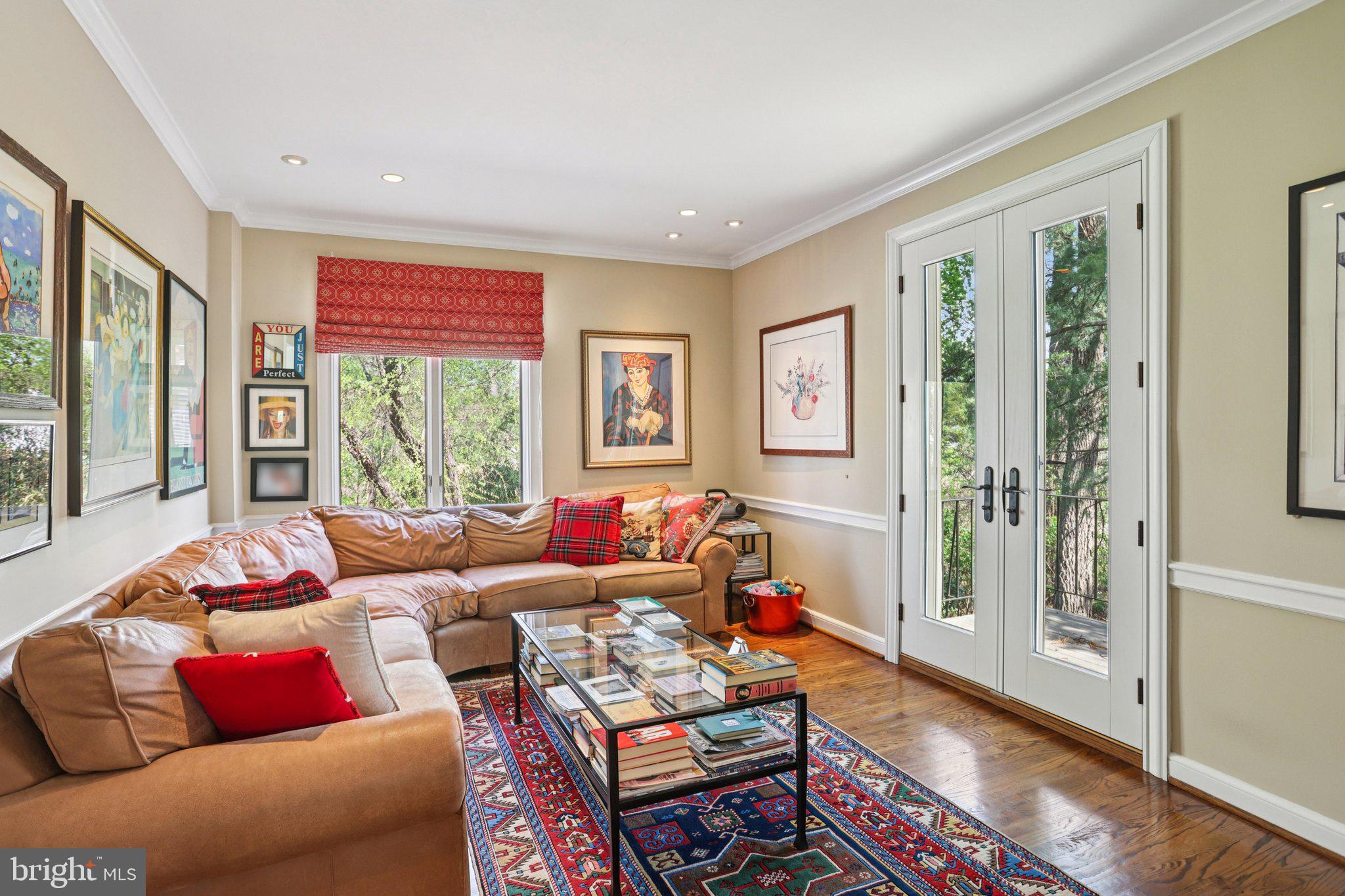 THE GLADWYNE - Residential