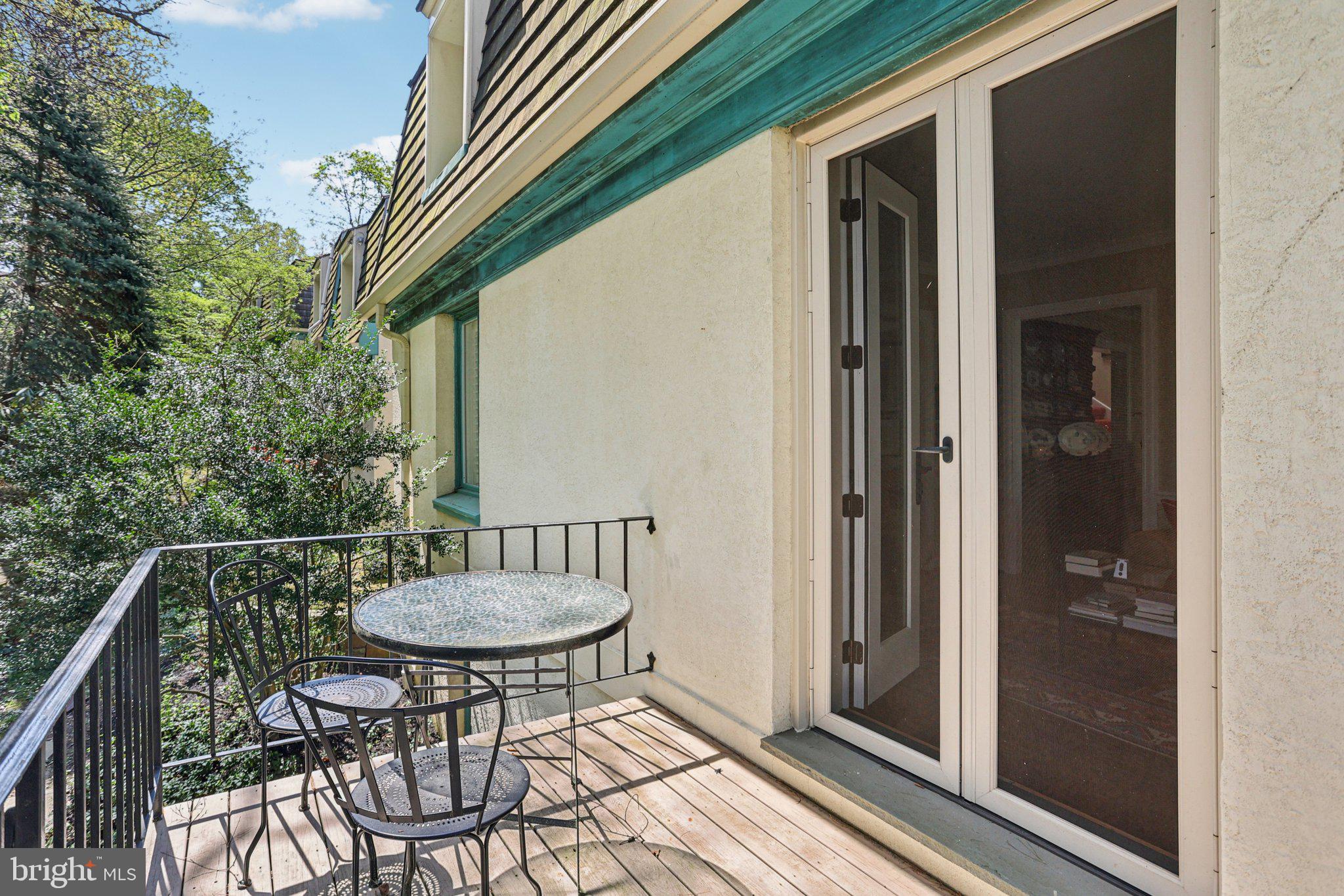 THE GLADWYNE - Residential