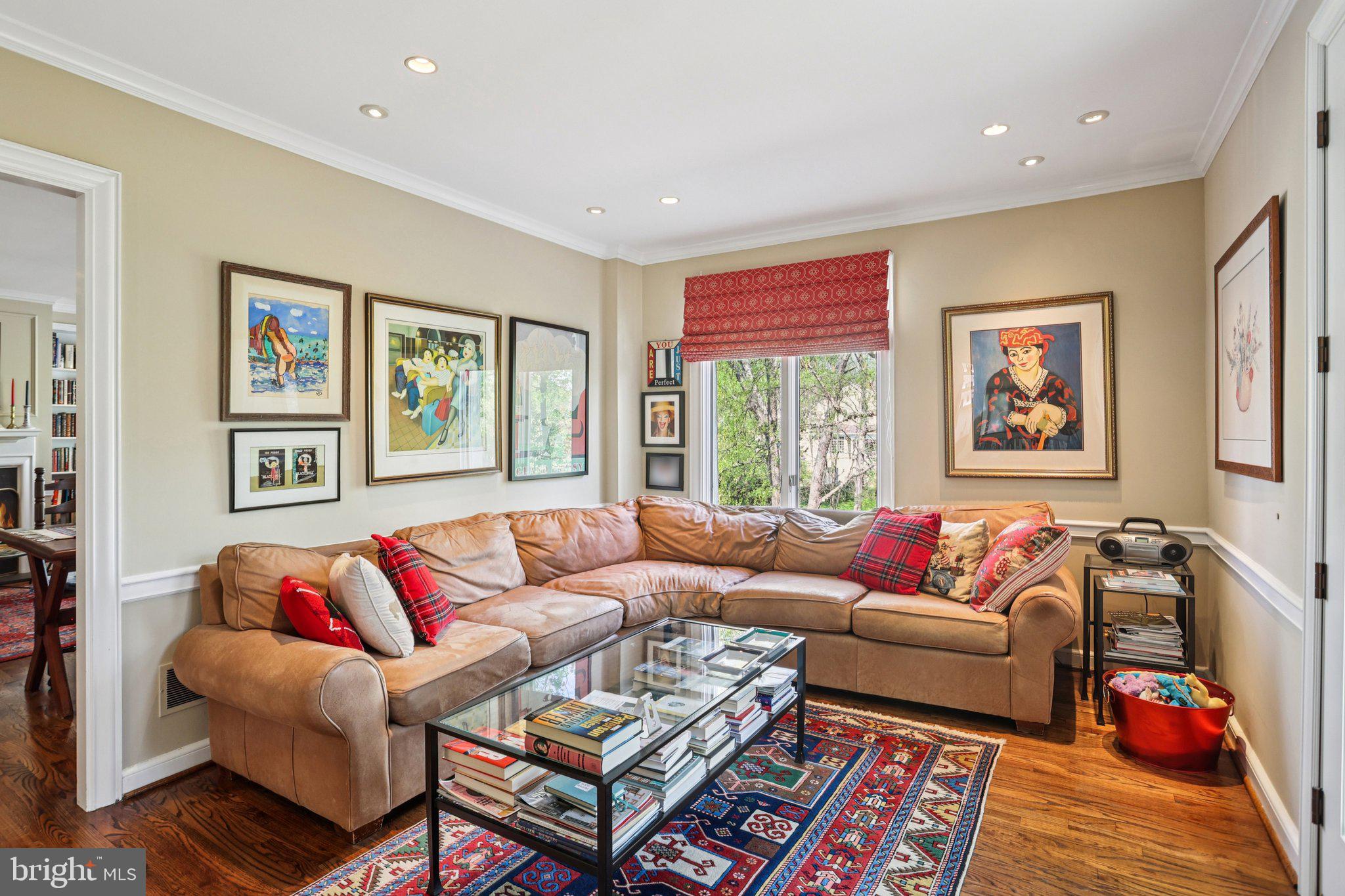 THE GLADWYNE - Residential