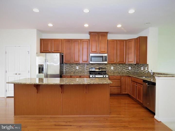 CLARKSBURG VILLAGE - Residential Lease