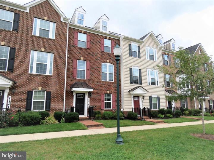 CLARKSBURG VILLAGE - Residential Lease