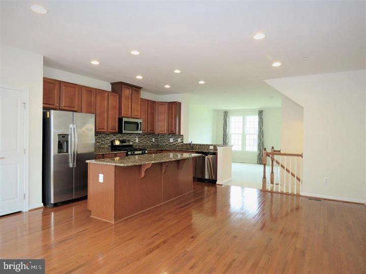 CLARKSBURG VILLAGE - Residential Lease