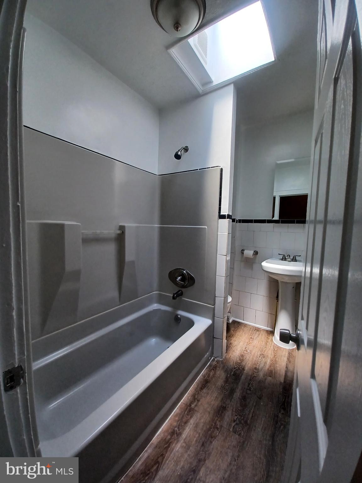 HIGHLANDTOWN - Residential Lease
