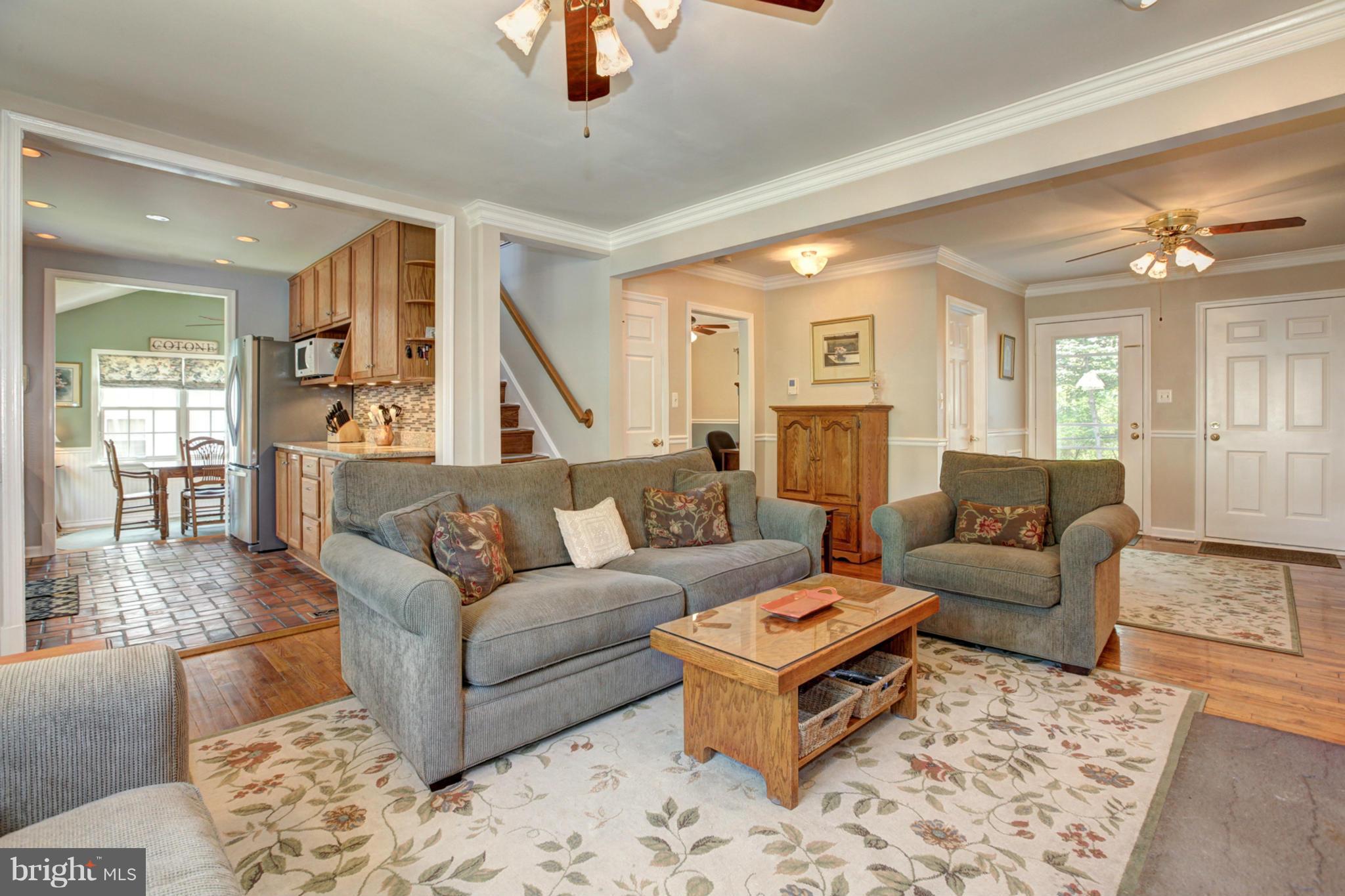 CHESTNUT RIDGE MANOR - Residential