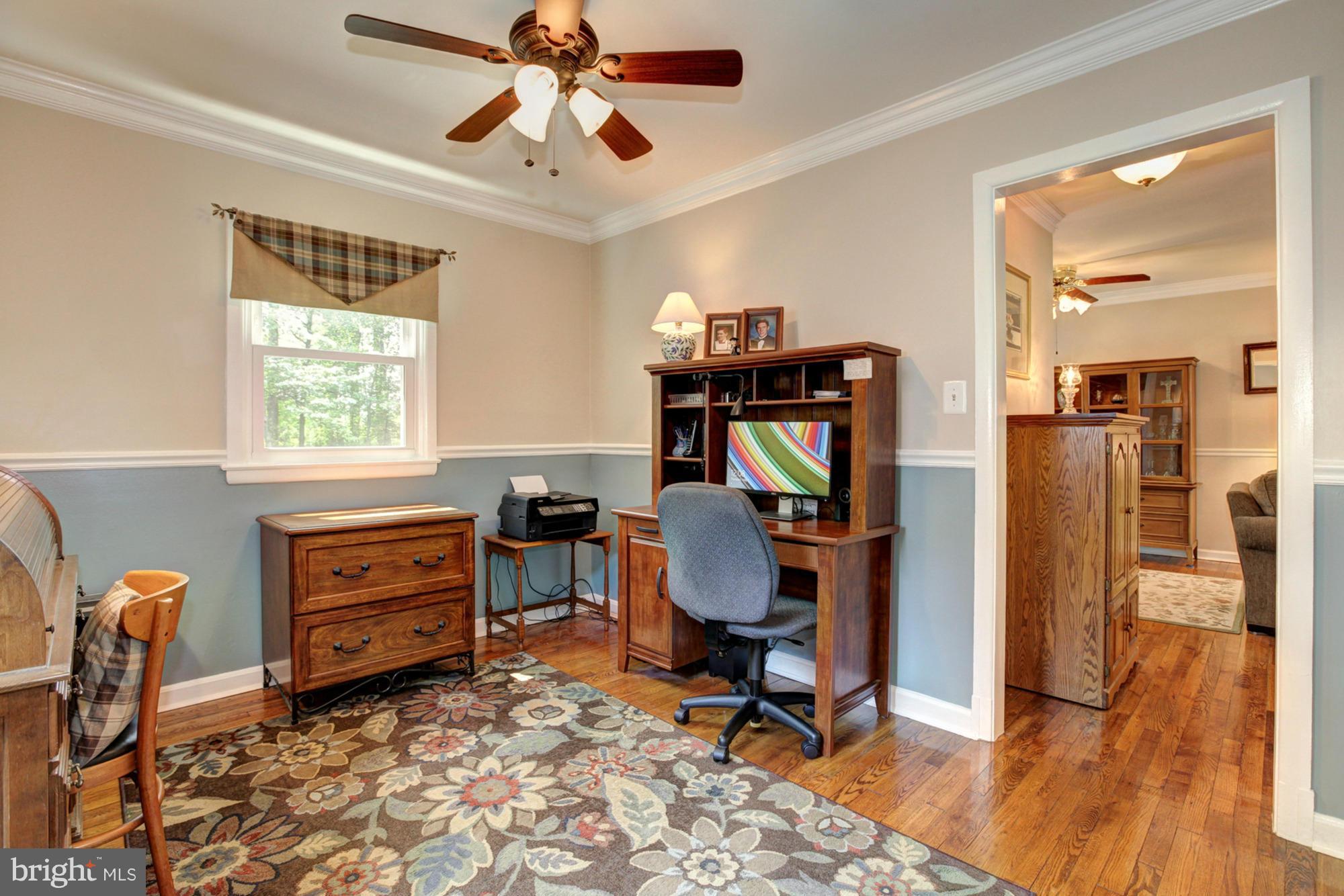 CHESTNUT RIDGE MANOR - Residential