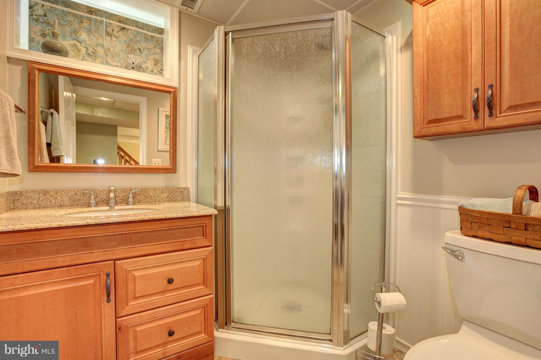 CHESTNUT RIDGE MANOR - Residential