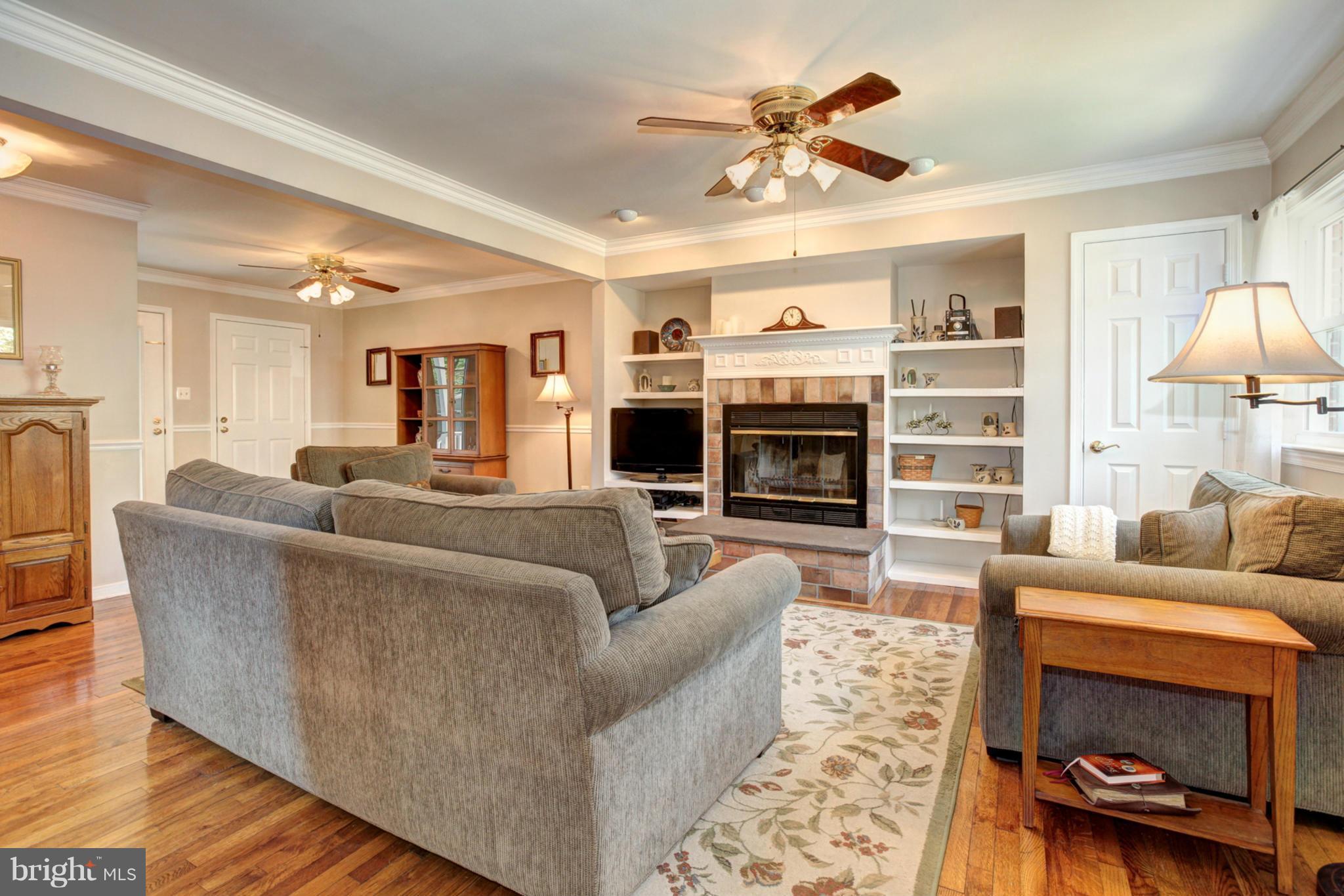 CHESTNUT RIDGE MANOR - Residential