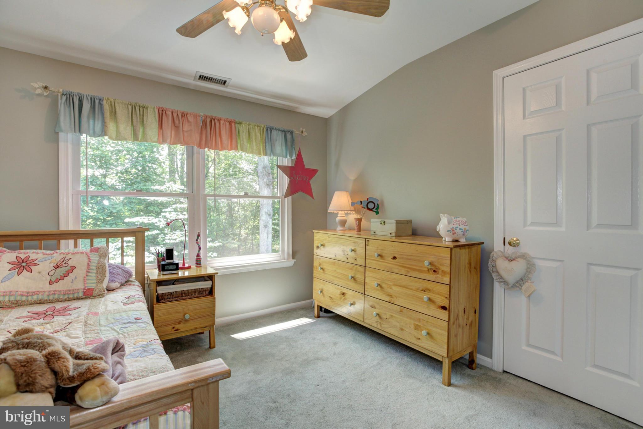 CHESTNUT RIDGE MANOR - Residential