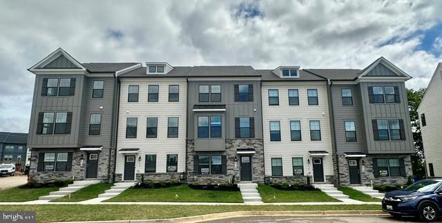 707 COMPASS WAY