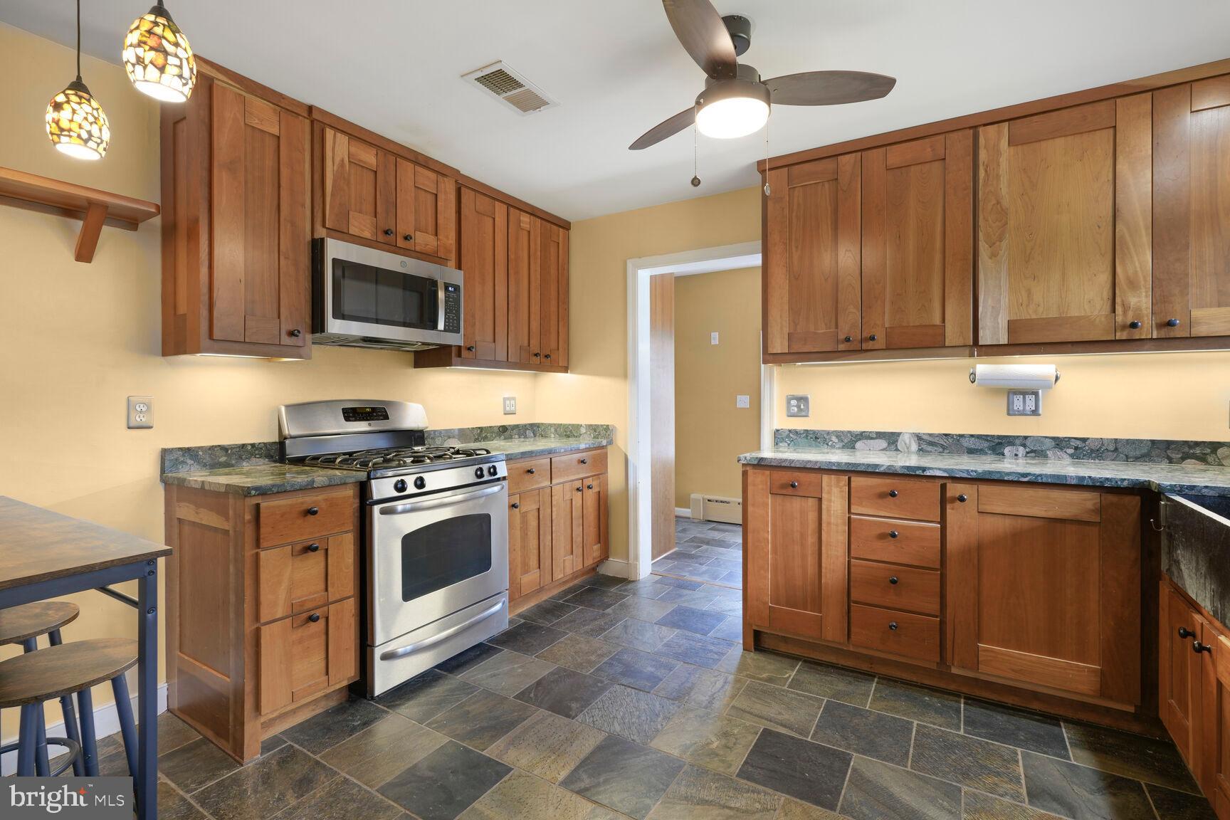 ALTA VISTA - Residential