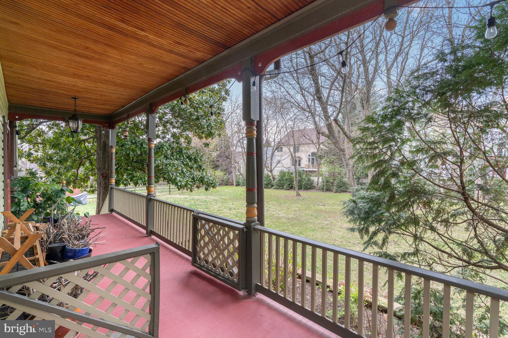 ALTA VISTA - Residential