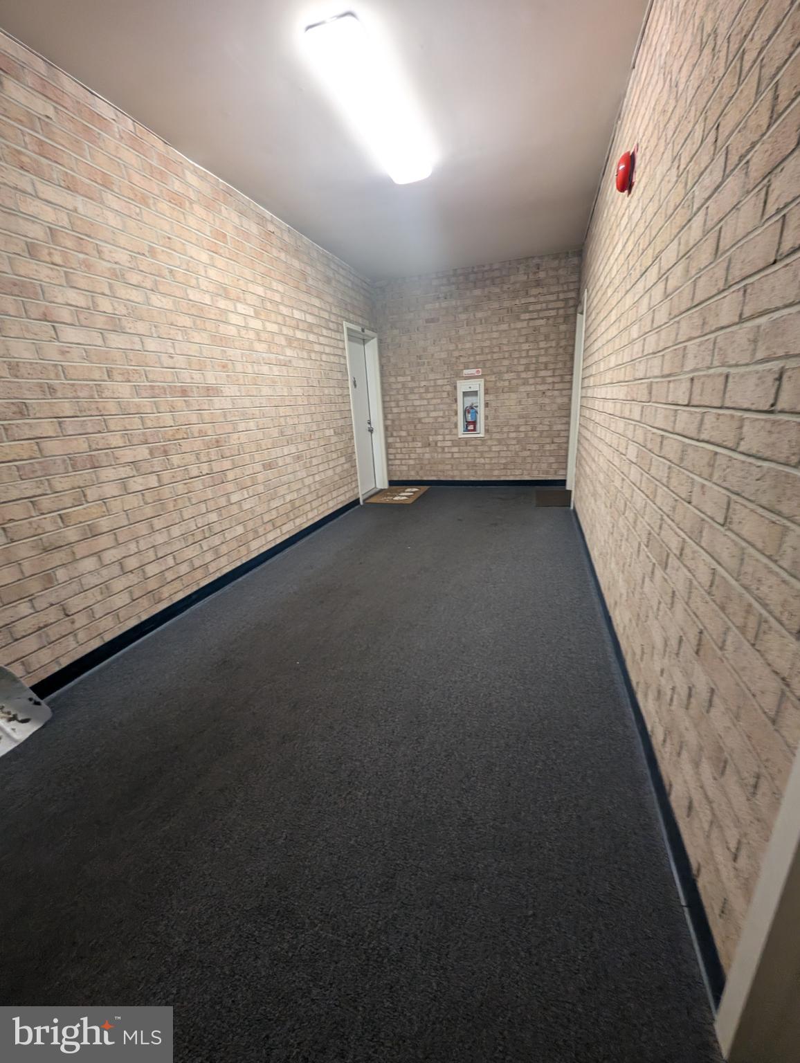 FLOWER HILL - Residential