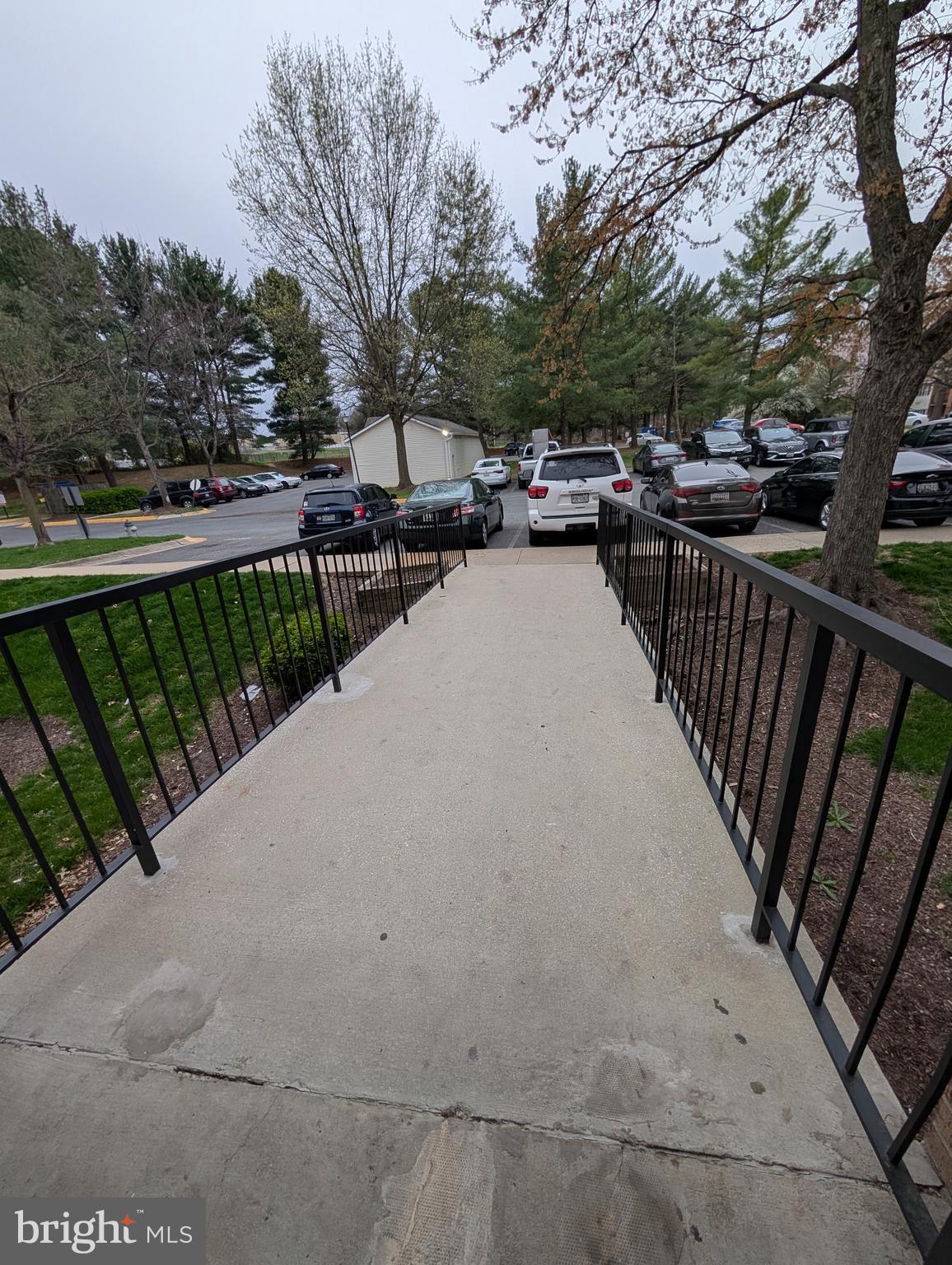 FLOWER HILL - Residential