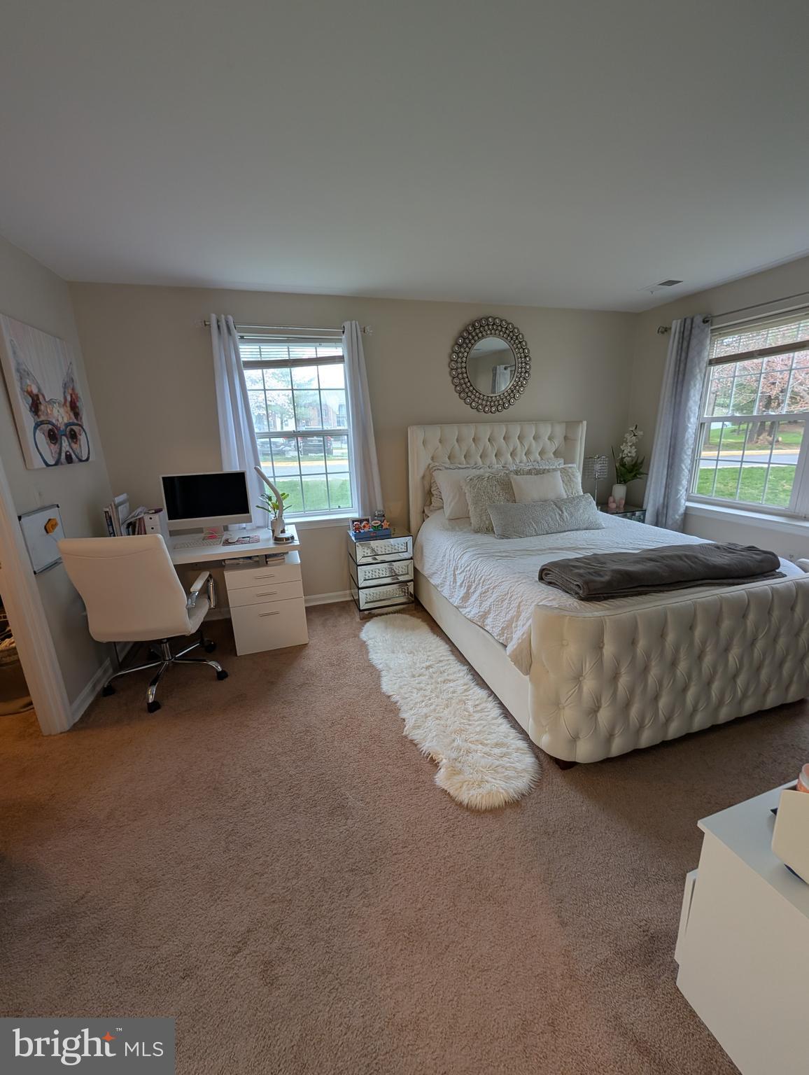 FLOWER HILL - Residential