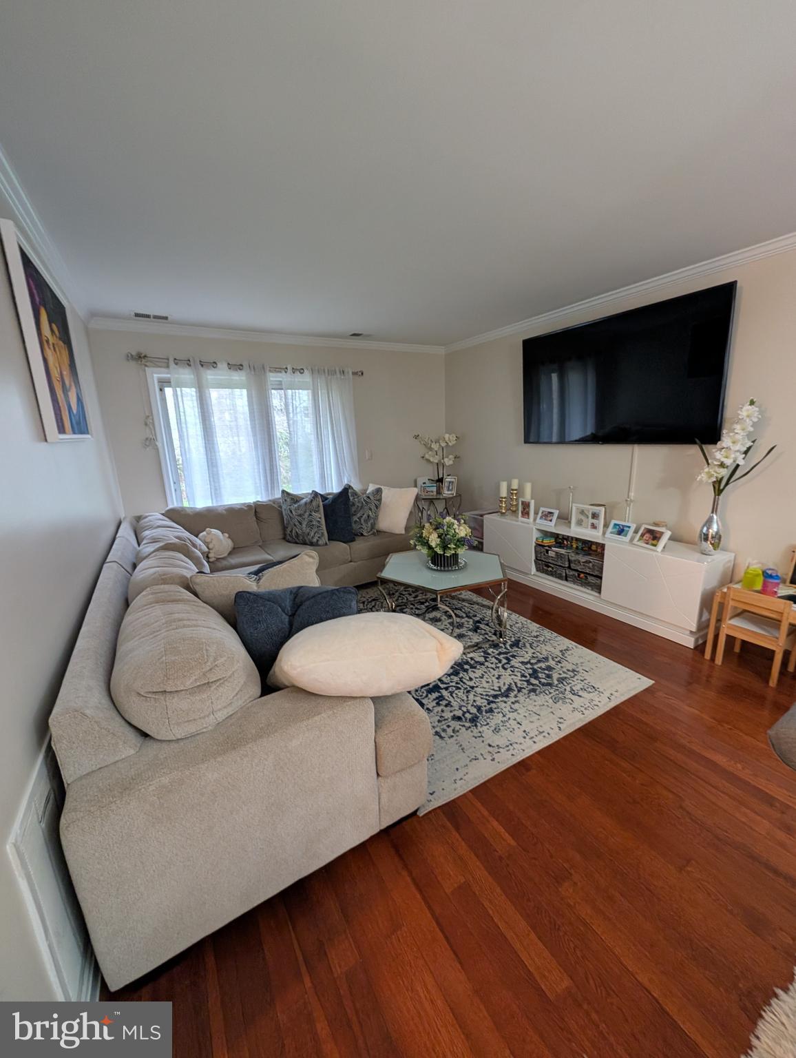 FLOWER HILL - Residential