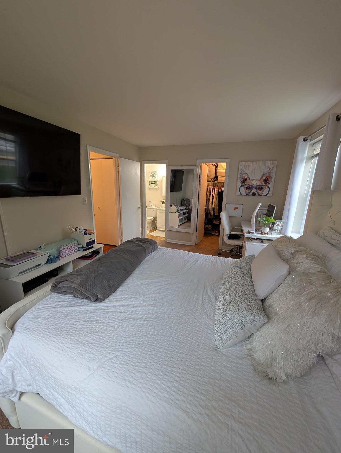 FLOWER HILL - Residential