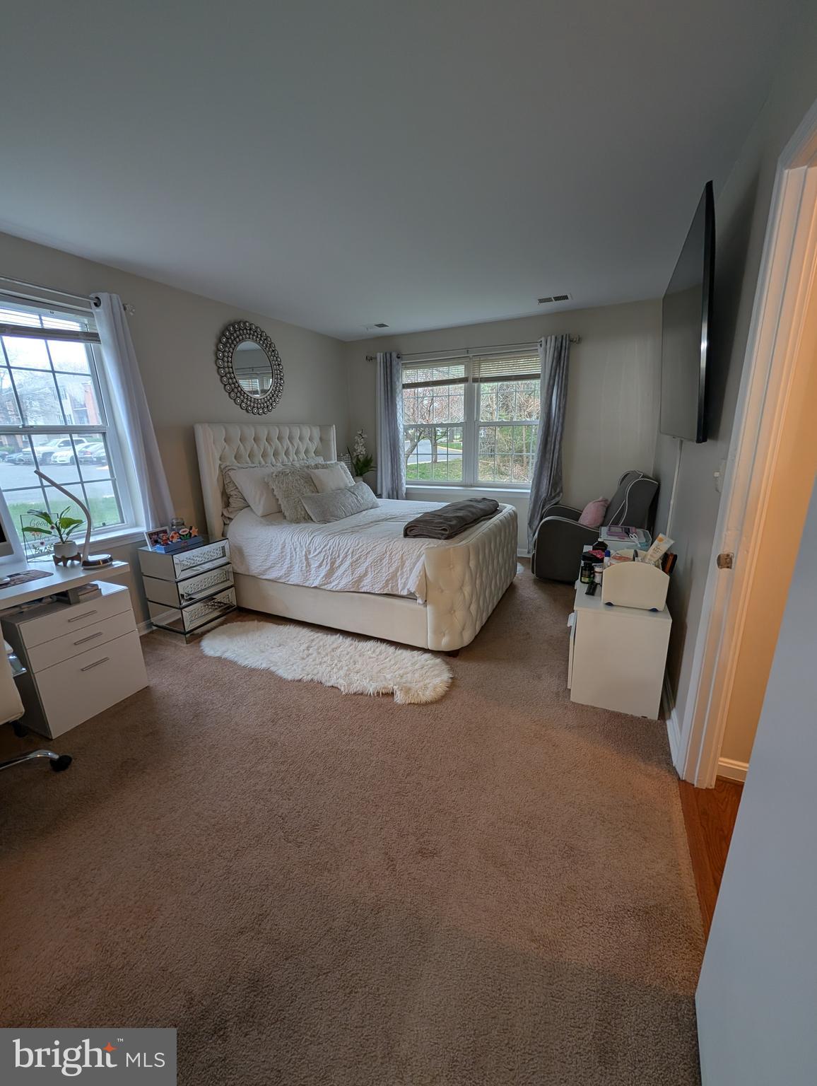 FLOWER HILL - Residential