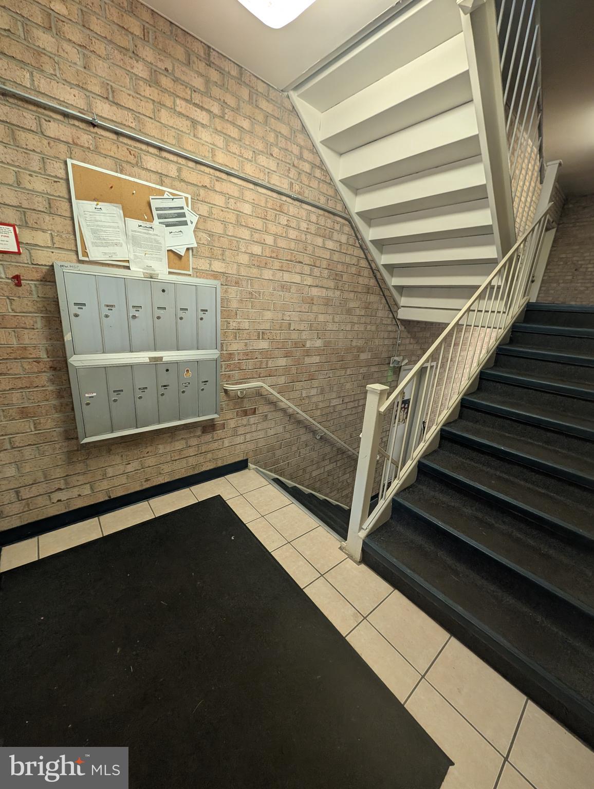 FLOWER HILL - Residential