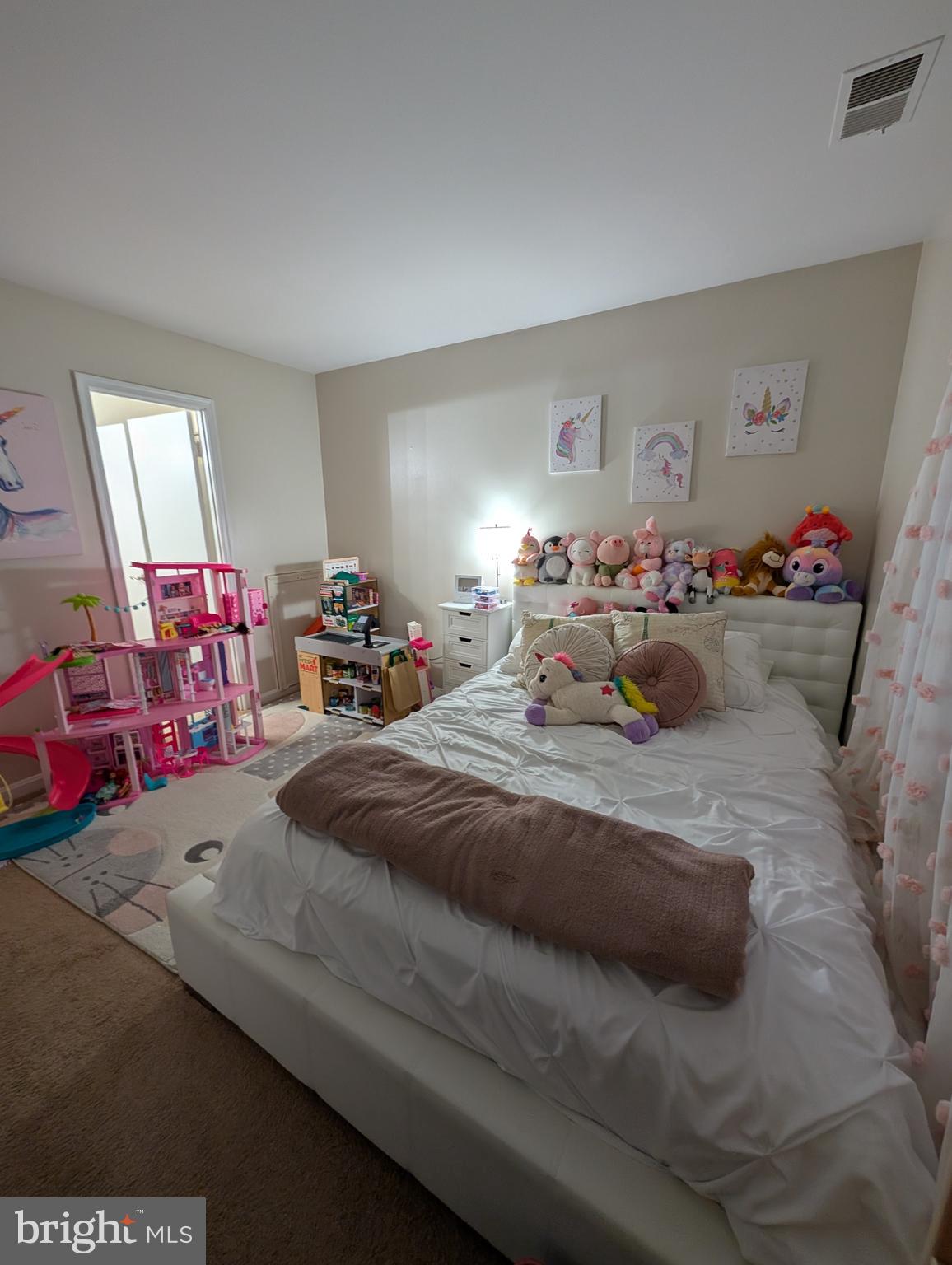 FLOWER HILL - Residential