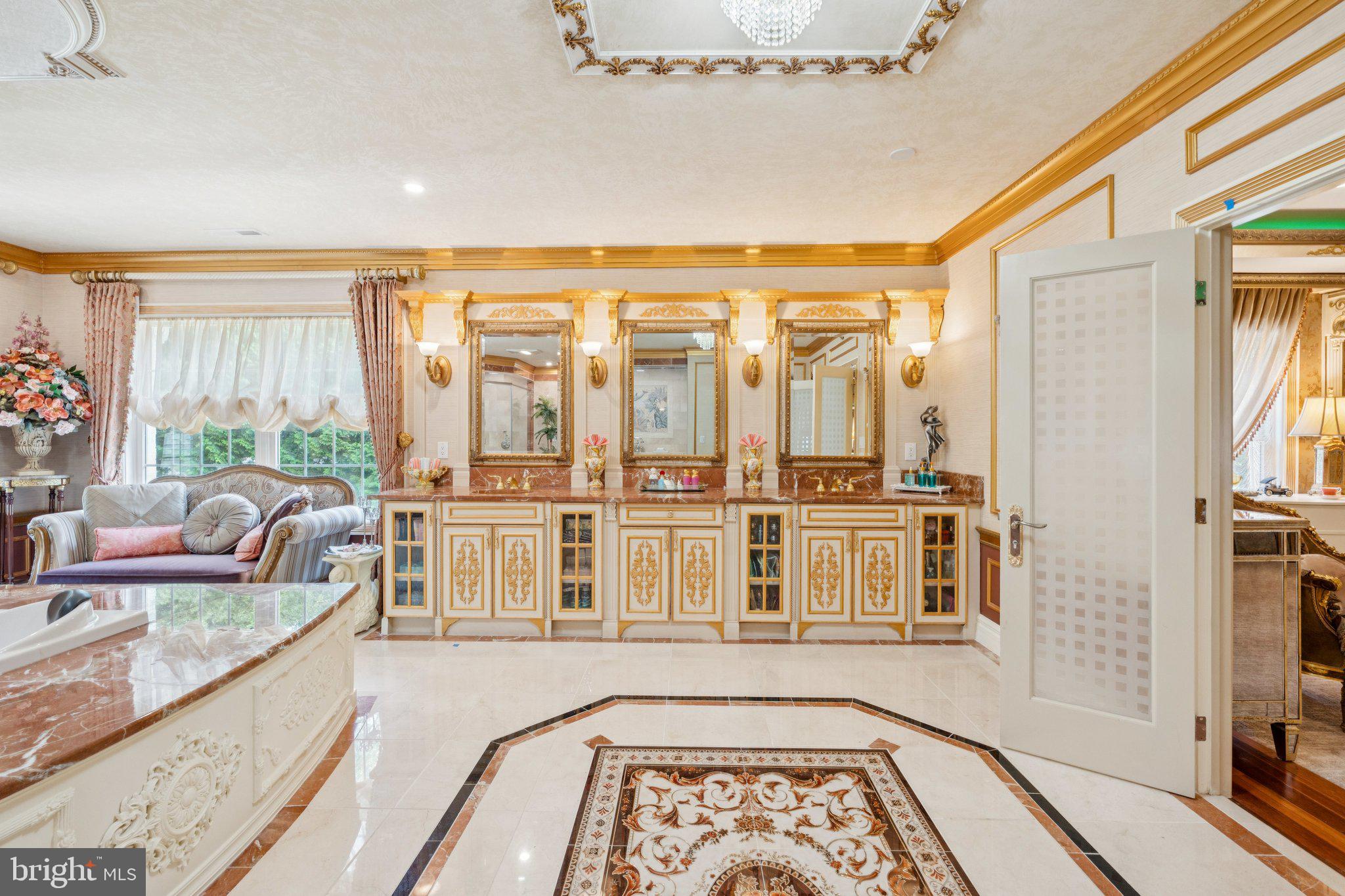 SENECA RIDGE - Residential