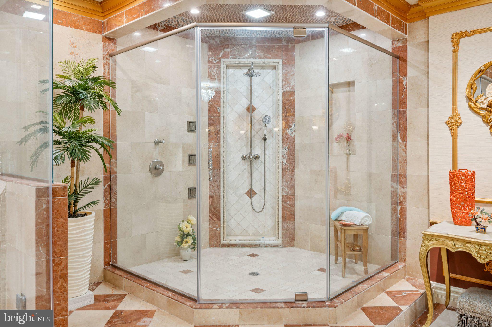 SENECA RIDGE - Residential